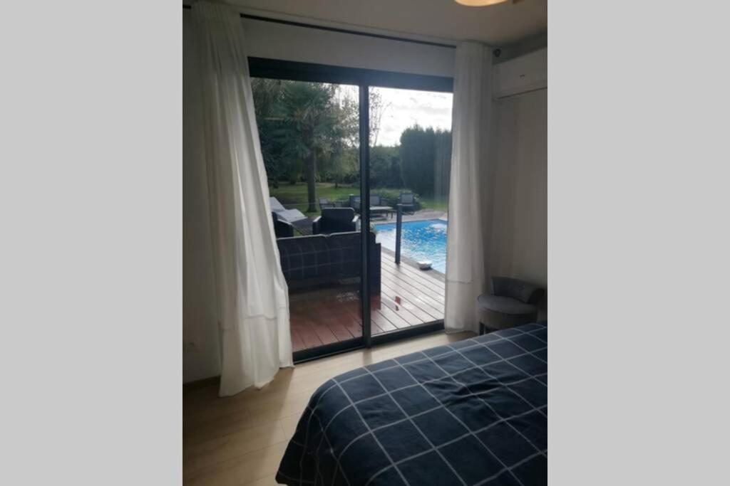 Entre Piscine Et Mer Tonnay-Charente Экстерьер фото
