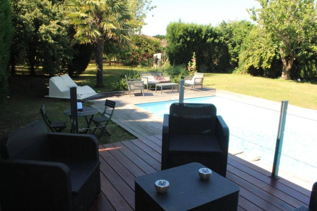 Entre Piscine Et Mer Tonnay-Charente Экстерьер фото